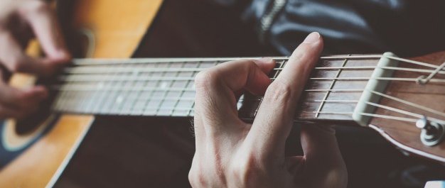 Se apagó el canto a la luz de Alberto Lozano