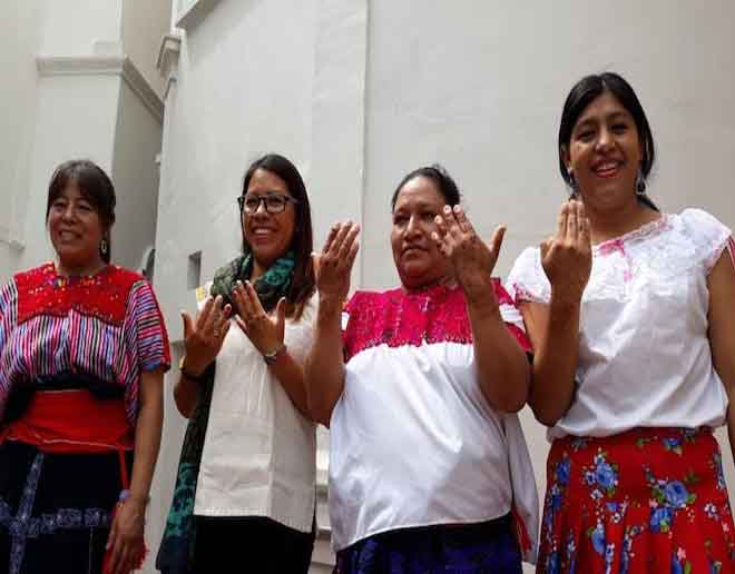 Mujeres indígenas chiapanecas se gradúan en Ingeniería solar