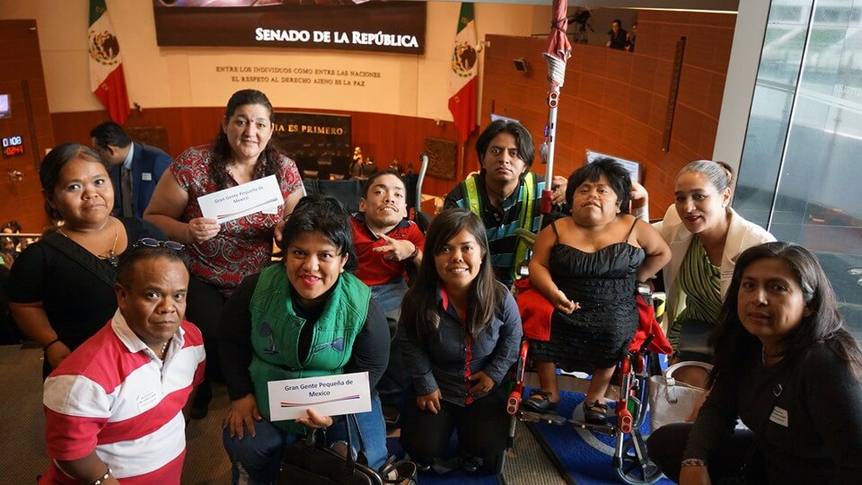 Piden respeto en el Día Mundial de las Personas de Talla Baja