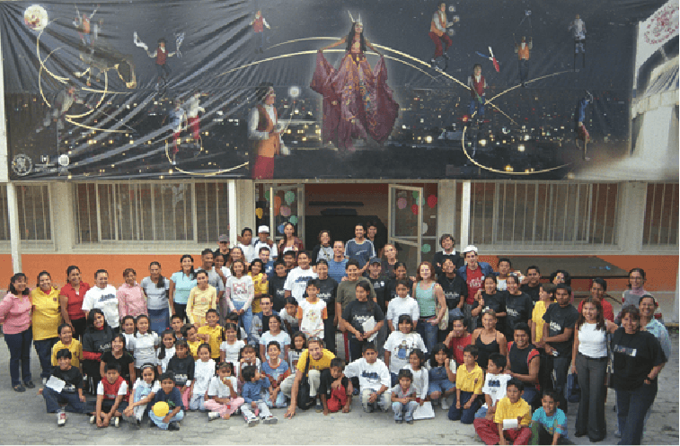 Con acrobacias y malabares buscan abatir la violencia y las adicciones