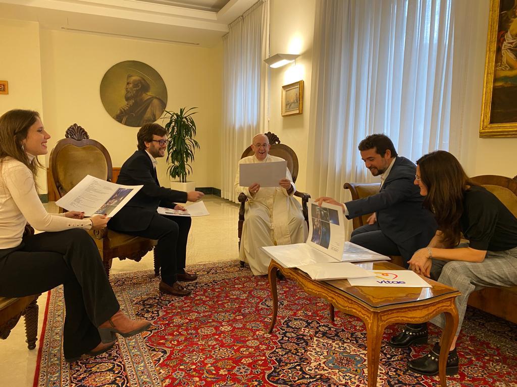 Artistas de fama mundial se reunirán en el Vaticano para participar del PRIMER VITAE SUMMIT, junto al Papa Francisco