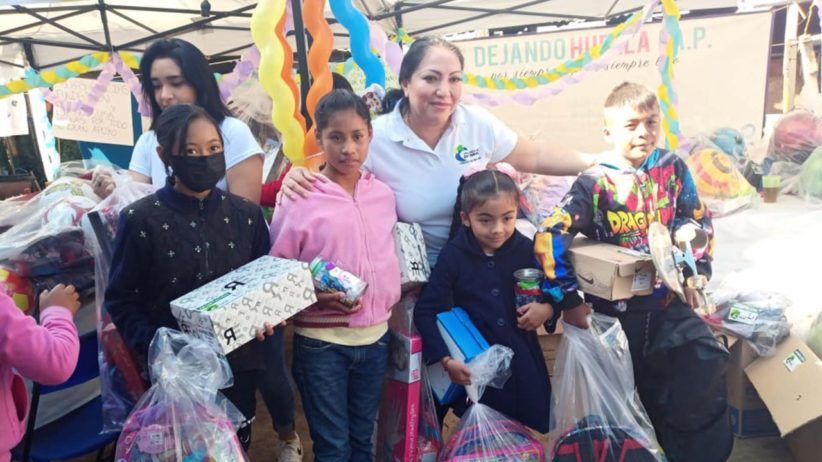 Asistencia Privada del Edo. Méx benefició a niñas y niños con juguetes y ropa