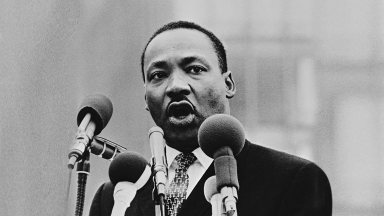 MARTIN LUTHER KING: LA HERENCIA DE UN LÍDER INOLVIDABLE