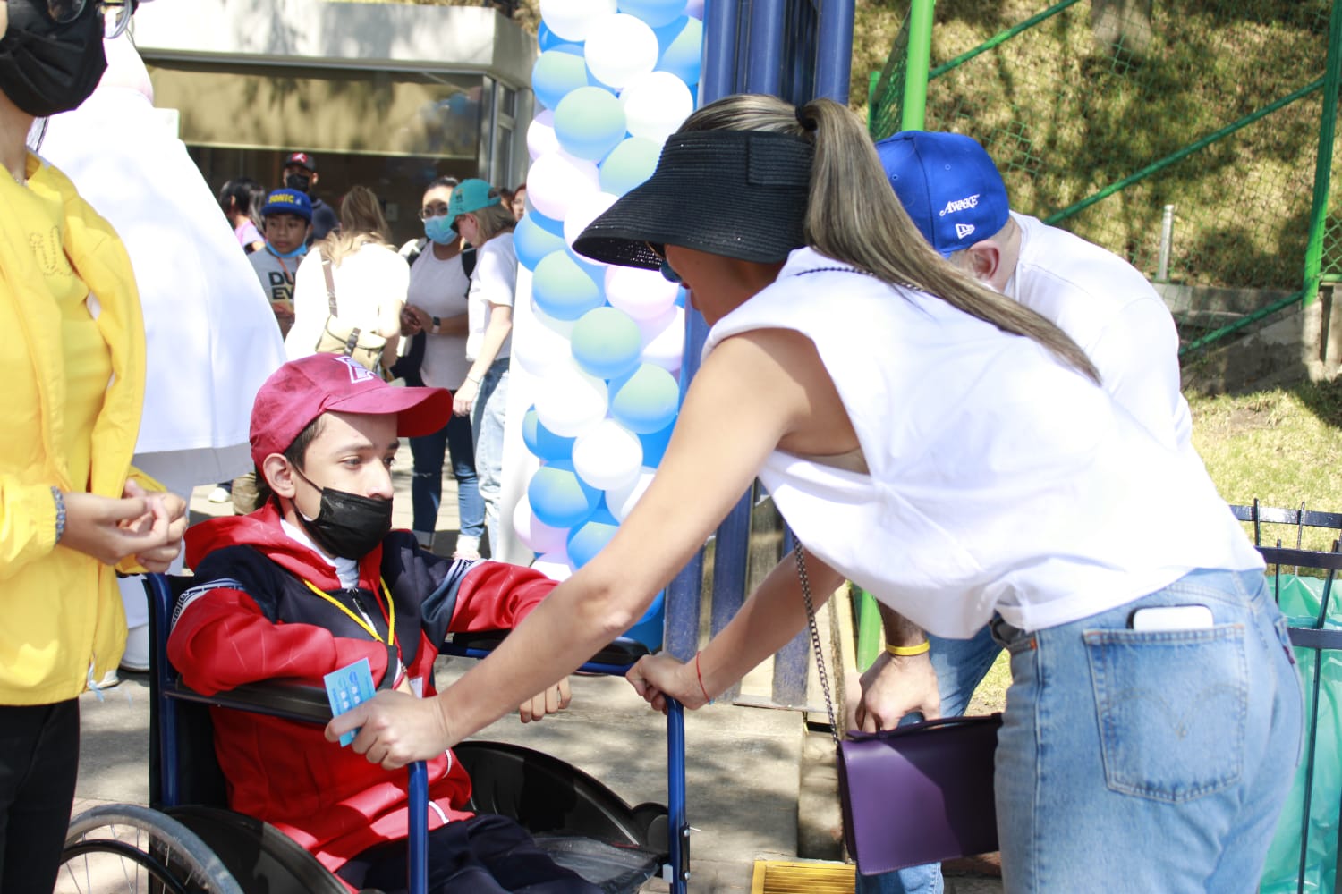 Dr. Sonrisas: La fundación donde la Felicidad es la Mejor Medicina