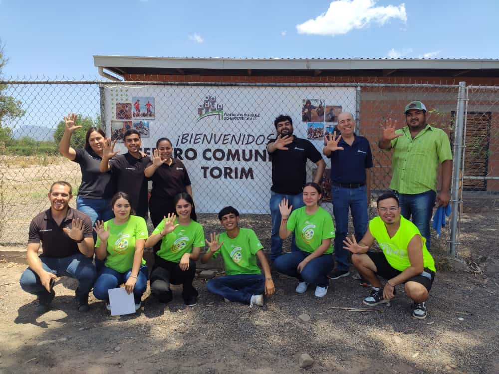 T Por un México mejor con oportunidades para todos