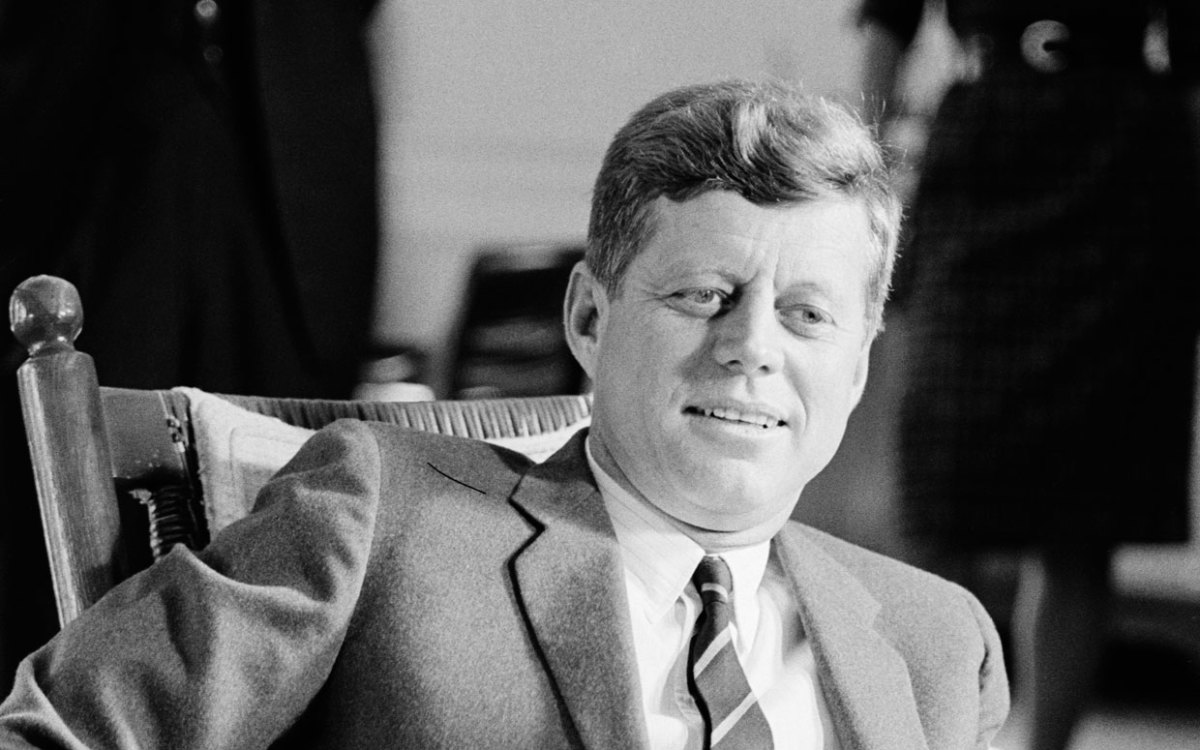 EL PRESIDENTE JOHN F. KENNEDY Y SU AYUDA A AMÉRICA LATINA