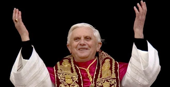 BENEDICTO XVI, UN PAPA SABIO Y SANTO